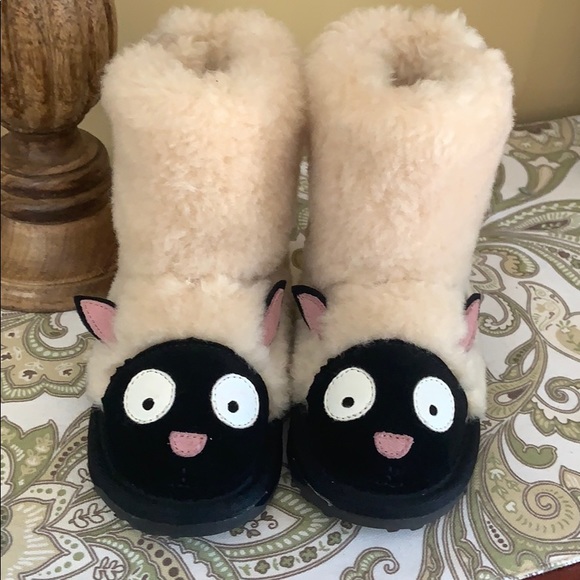 emu lamb boots